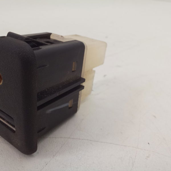 Entrada Usb Chevrolet Onix 1.4 Ltz 2016