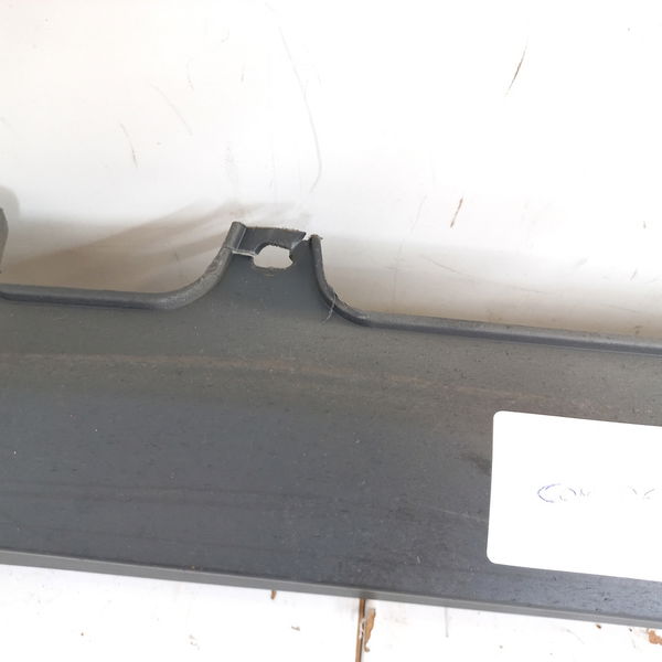 Spoiler Lado Esquerdo Com Detalhe Fiat Toro Freedom 1.8 2017