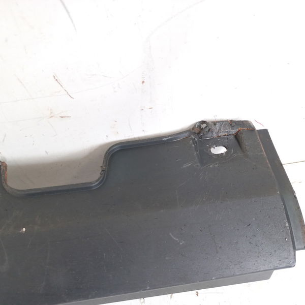 Spoiler Lado Direito Com Detalhe Fiat Toro Freedom 1.8 2017