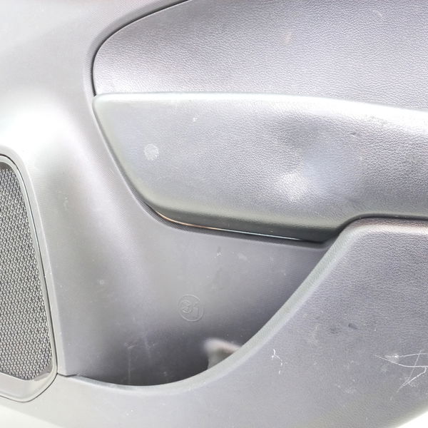 Forro De Porta Traseira Direita Fiat Toro Freedom 1.8 2017