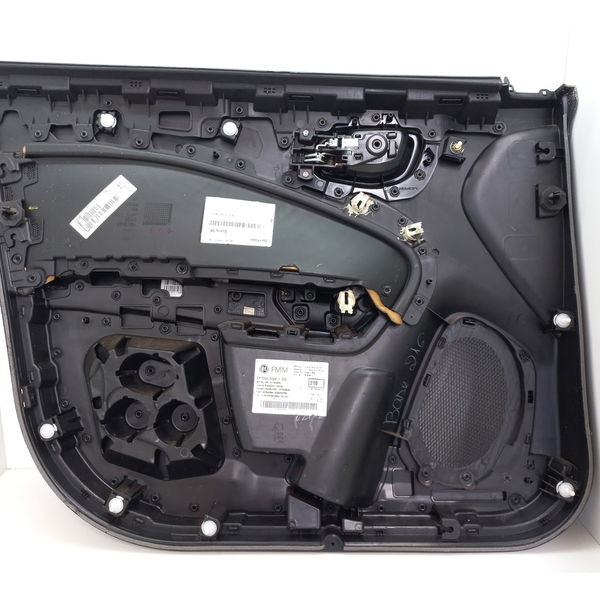 Forro De Porta Dianteira Direito Fiat Toro Freedom 1.8 2017