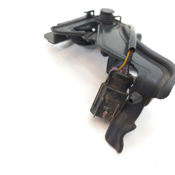 Fechadura Do Capo Chevrolet Onix 1.4 Ltz 2016