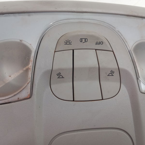 Luz Cortesia Do Teto Fiat Toro Freedom 1.8 2017