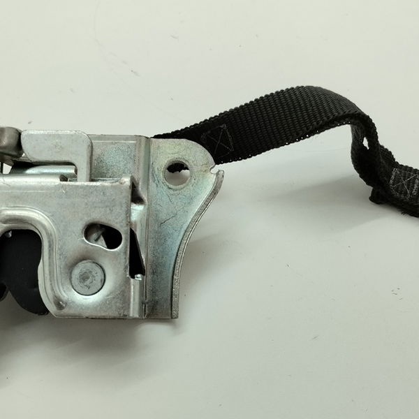 Fechadura Tampa Traseira Fiat Toro Freedom 1.8 2017