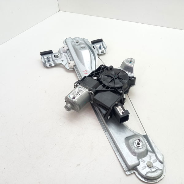 Maquina De Vidro Traseira Esquerda Chevrolet Onix 1.4 2016