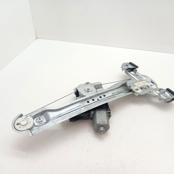 Maquina De Vidro Traseira Esquerda Chevrolet Onix 1.4 2016