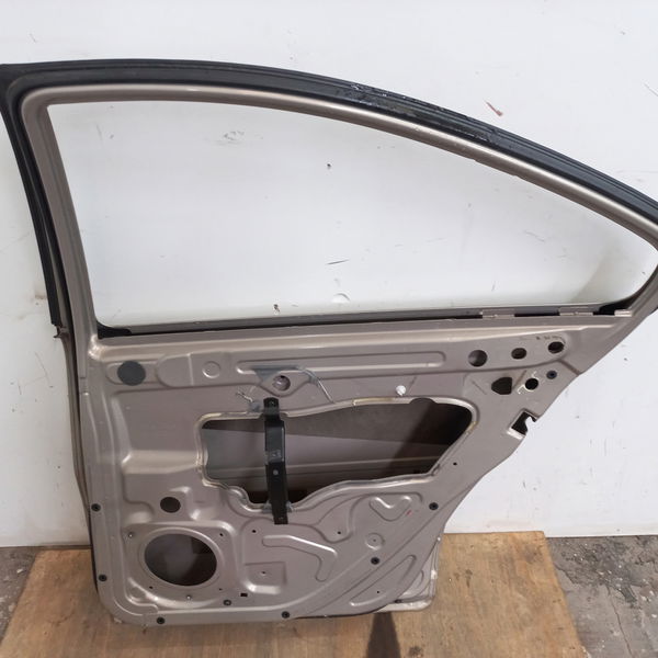 Porta Traseira Direita Volvo S60 2.4t Lpt 2003