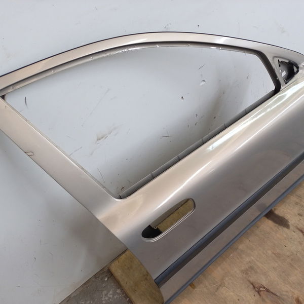 Porta Dianteira Direita Volvo S60 2.4t Lpt 2003