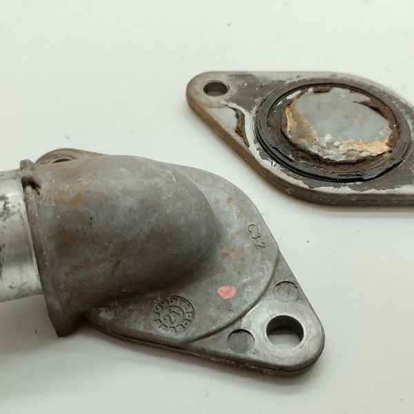 Flange Bomba De Agua Fiat Toro Freedom 1.8 2017