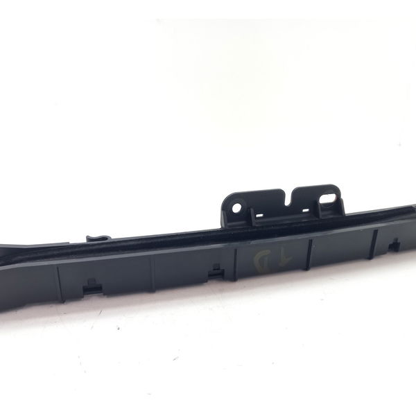 Guia Do Vidro Dianteiro Direito Fiat Toro Freedom 1.8 2017