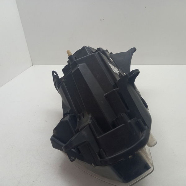 Farol Lado Direito Renault Logan Din 1.6 2015