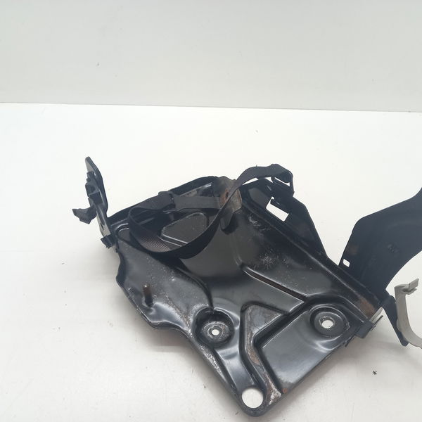Suporte Da Bateria Fiat Toro Freedom 1.8 2017