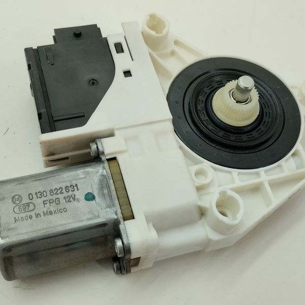 Motor Maquina De Vidro Dianteiro Direito Fiat Toro 1.8 2017