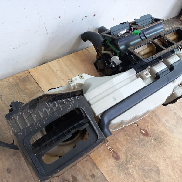 Caixa Do Ar Condicionado Volvo S60 2.4 Lpt 2003
