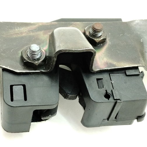 Fechadura Trava Banco Traseiro Volvo S60 2.4 Lpt 2003