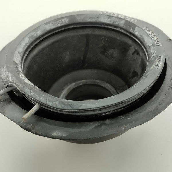 Coifa Gargalo Do Tanque Volvo S60 2.4 Lpt 2003