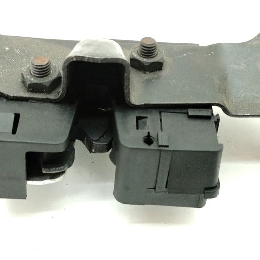 Fechadura Trava Banco Traseiro Volvo S60 2.4 Lpt 2003
