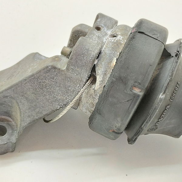 Suporte Coxim Do Motor Volvo S60 Lpt 2003