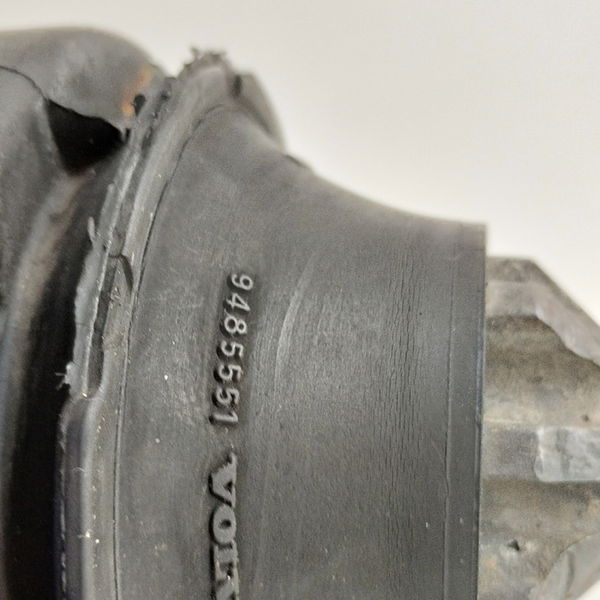 Suporte Coxim Do Motor Volvo S60 Lpt 2003