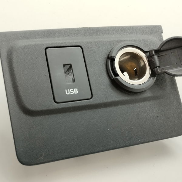Entrada Usb 12v Hyundai Hb20 1.0 Sense 2021