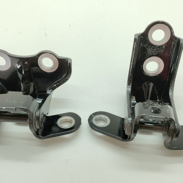 Dobradiça Porta Traseira Esquerda Hyundai Hb20 1.0 2021