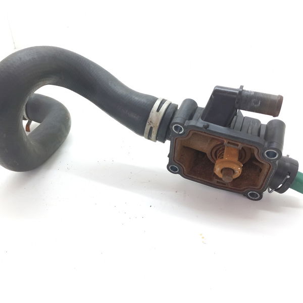 Carcaça Da Valvula Termostatica Peugeot 2008 1.6 2019