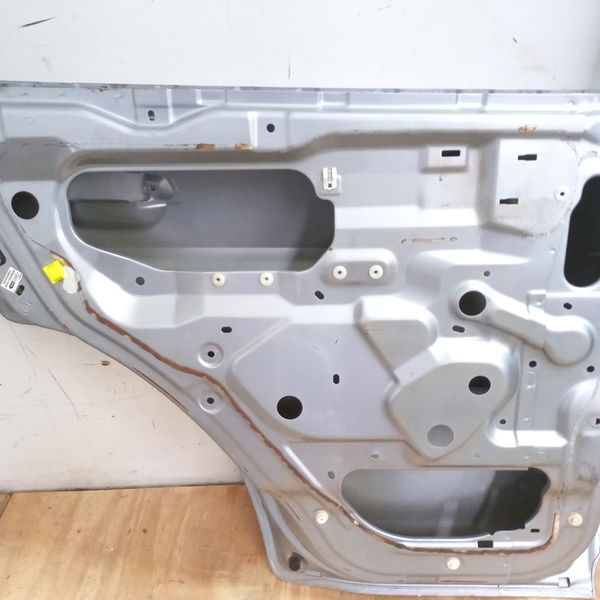 Porta Traseira Esquerdo Mitsubishi Pajero Tr4 2.0 2007