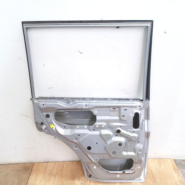 Porta Traseira Esquerdo Mitsubishi Pajero Tr4 2.0 2007