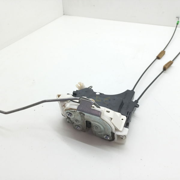 Fechadura Dianteira Esquerda Mitsubishi Lancer 2.0 2012