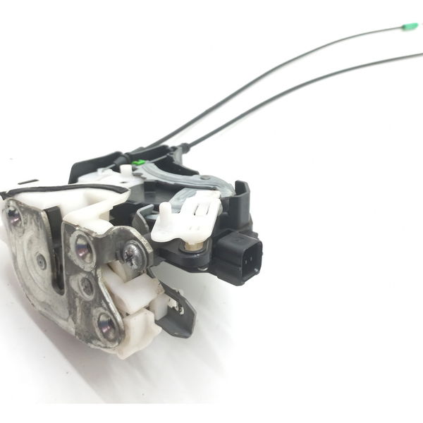 Fechadura Porta Traseira Esquerda Mitsubishi Lancer 2.0 2012
