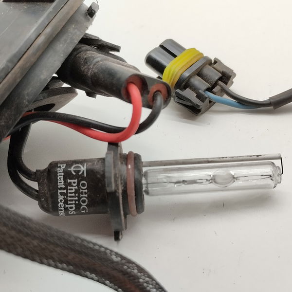 Chicote Do Farol Mitsubishi Lancer 2.0 2012