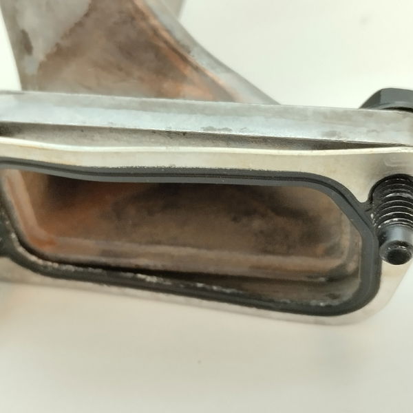 Flange Cano Saida De Agua Fiat Argo Drive 1.0 2019