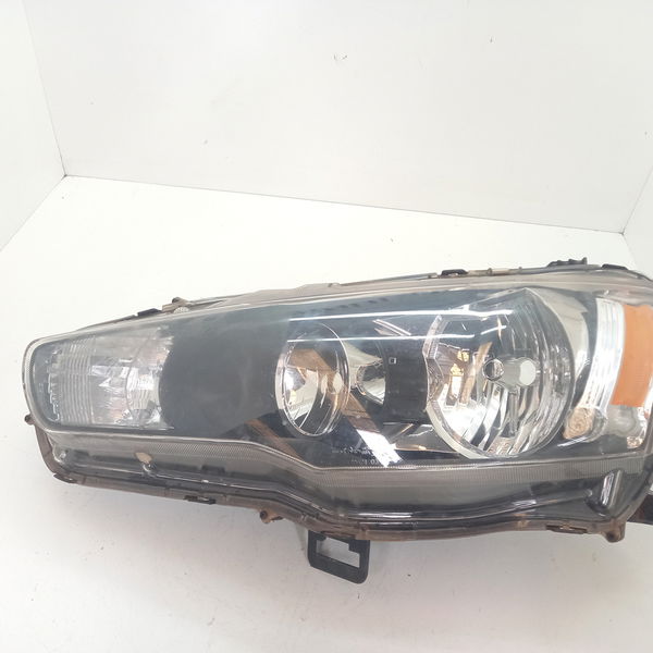 Farol Lateral Esquerdo Com Detalhe Mitsubishi Lancer 2012