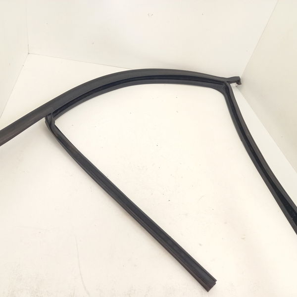 Borracha Canaleta Dianteira Direita Renault Kwid Zen 2020