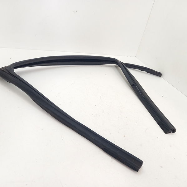Borracha Canaleta Traseira Direita Renault Kwid Zen 2020