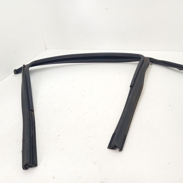 Borracha Canaleta Traseira Direita Renault Kwid Zen 2020