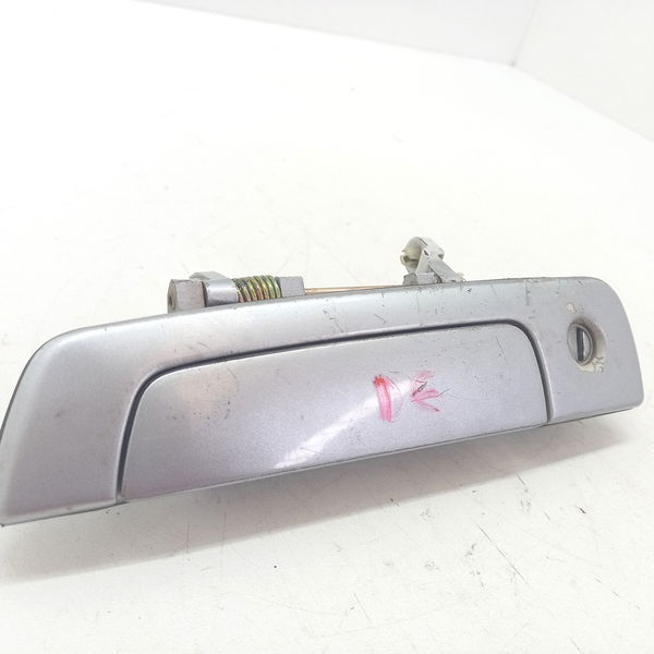 Maçanete Externa Dianteira Esquerda  Mitsubishi Pajero 2007