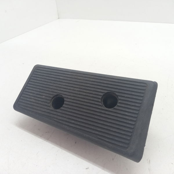 Descanso De Pé Mitsubishi Pajero Tr4 2007