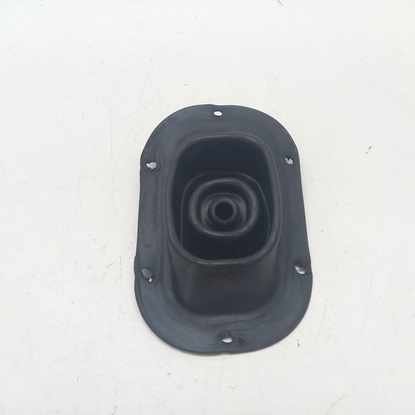 Guarda Pó Cambio Mitsubishi Pajero Tr4 2007