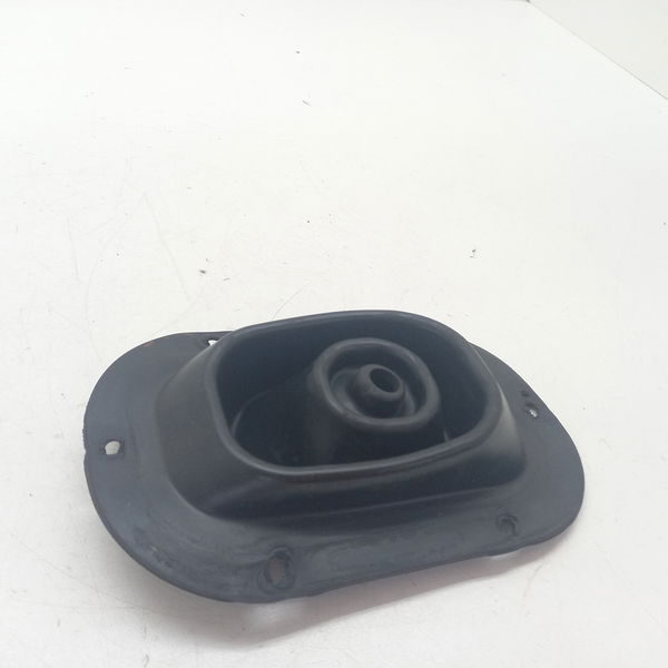 Guarda Pó Cambio Mitsubishi Pajero Tr4 2007