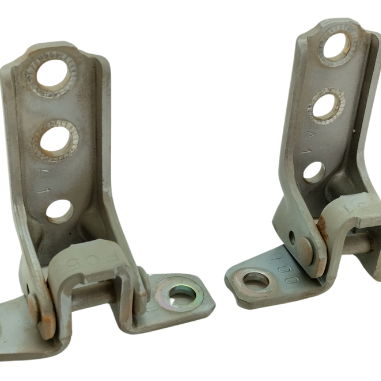 Dobradiça Porta Dianteira Esquerda Pajero Tr4 2.0 2007