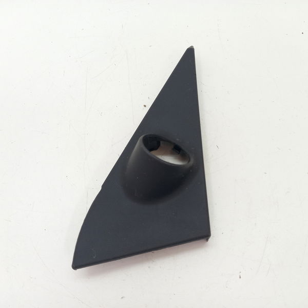 Acabamento Retrovisor Direito Mitsubishi Pajero Tr4 2007