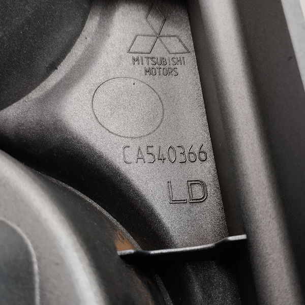 Lanterna Direita Mitsubishi Pajero Tr4 2.0 2007