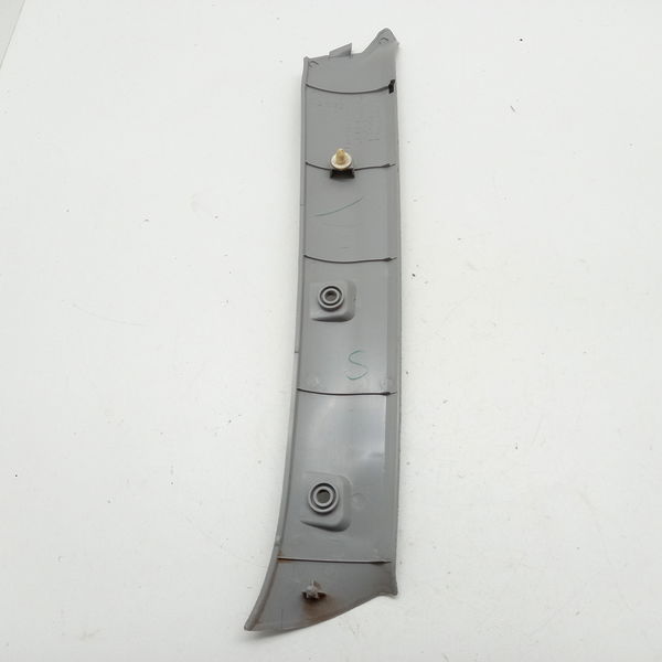 Acabamento Parabrisa Esquerdop Mitsubishi Pajero Tr4 2007