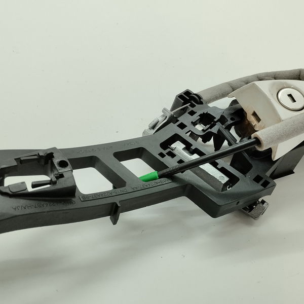 Maçaneta Externa Dianteira Esquerda Ford Ka Se 1.0 2018