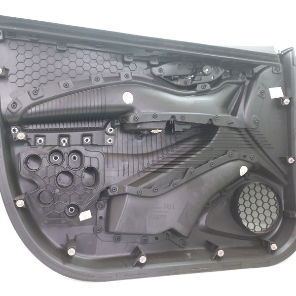 Forro Porta Dianteira Direita Chevrolet Onix 1.4 Ltz 2019