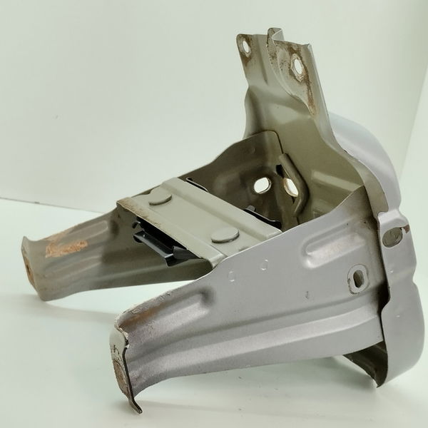 Suporte Da Bateria Mitsubishi Pajero Tr4 2.0 2007