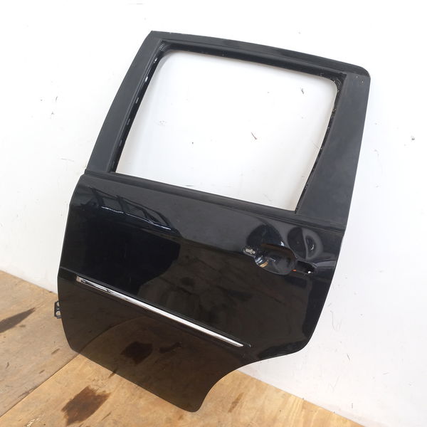 Porta Traseira Esquerda Detalhe Fiat Idea Essence 1.6 2015