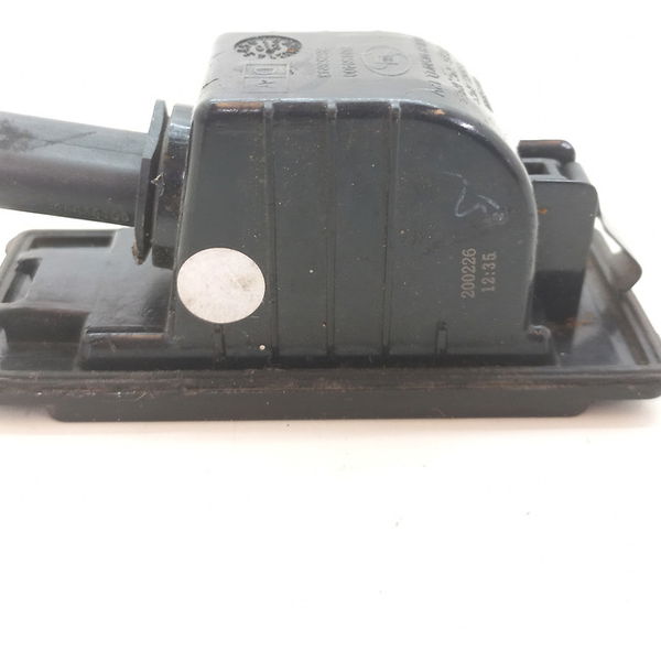 Luz De Placa Chevrolet Tracker 2021