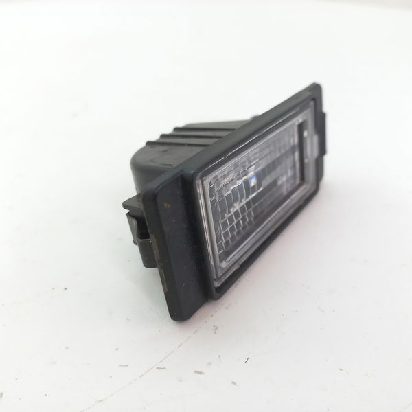 Luz De Placa Chevrolet Tracker 2021